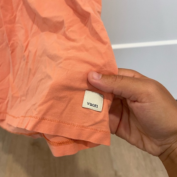 Vuori Peach T-Shirt - Picture 2 of 4